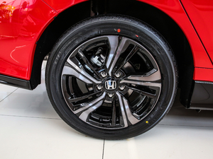 2020220TURBO CVT ݆Ȧ