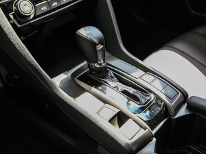 2020220TURBO CVT п؅^