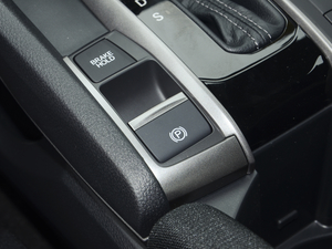 2020220TURBO CVT v܇Ƅ