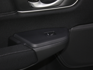 2021J(dng) 2.0L (q)ٰ п؅^(q)