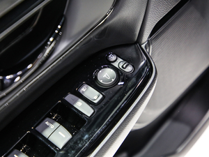 2021J(dng) 2.0L (q)ھʿ g