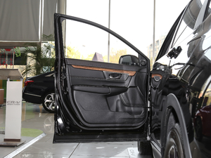 2021J 2.0L (q)Y {λ܇T