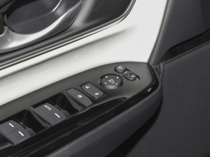 2021Je+ 2.0L Y п؅^