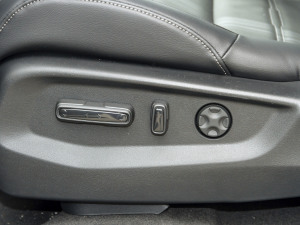 2021J(dng)e+ 2.0L Ű {{(dio)(ji)