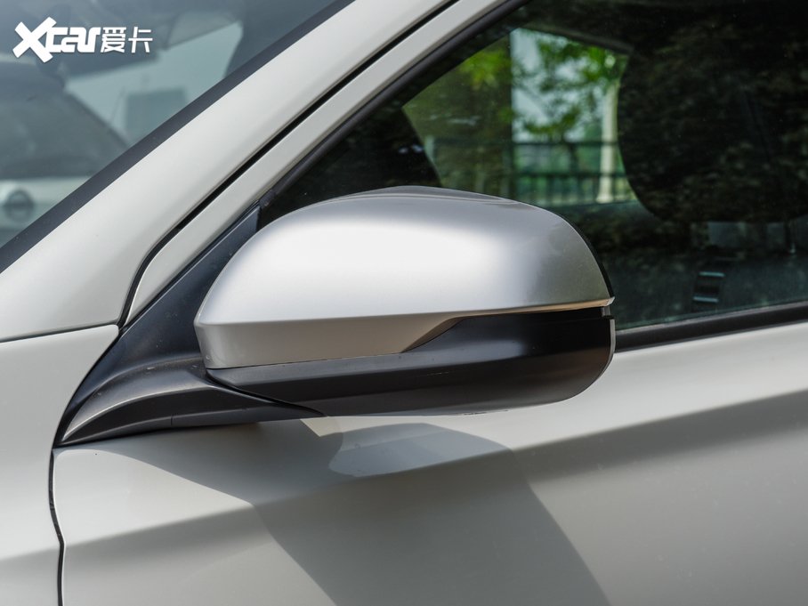 2020XR-V 220 TURBO CVTA