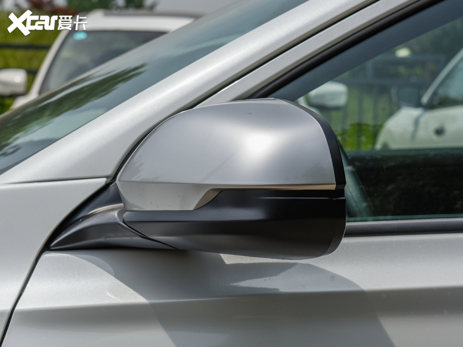 2020XR-V 220 TURBO CVTA