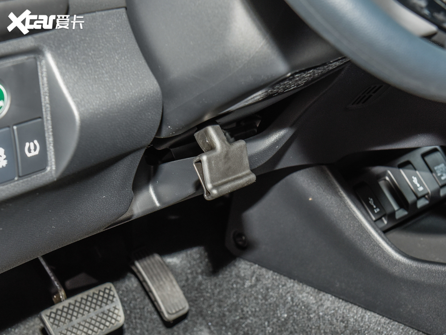 2020XR-V 220 TURBO CVTA