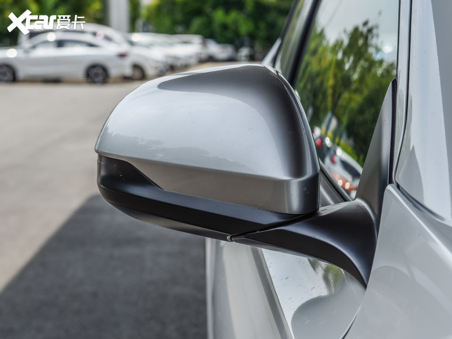 2020XR-V 220 TURBO CVTm