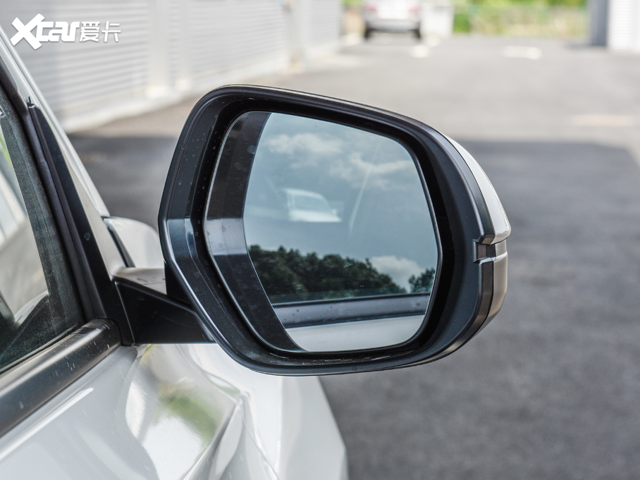 2020XR-V 220 TURBO CVTm