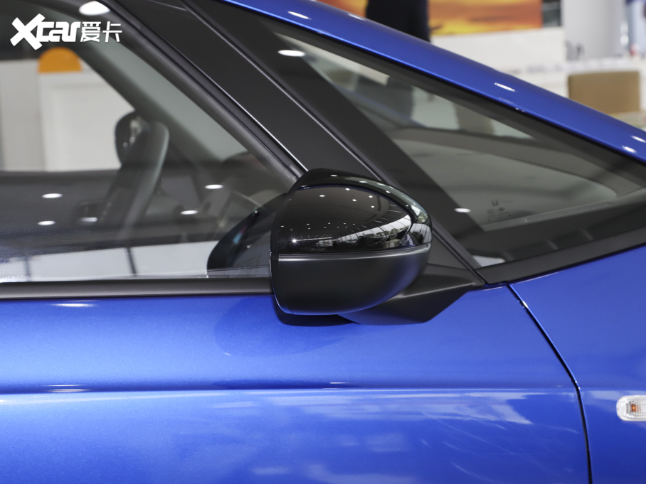 2021LIFE 1.5L CVT CRO-S Ȥ