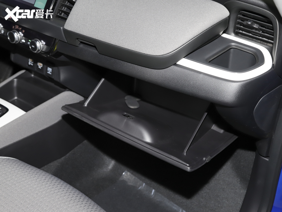 2021LIFE 1.5L CVT CRO-S Ȥ