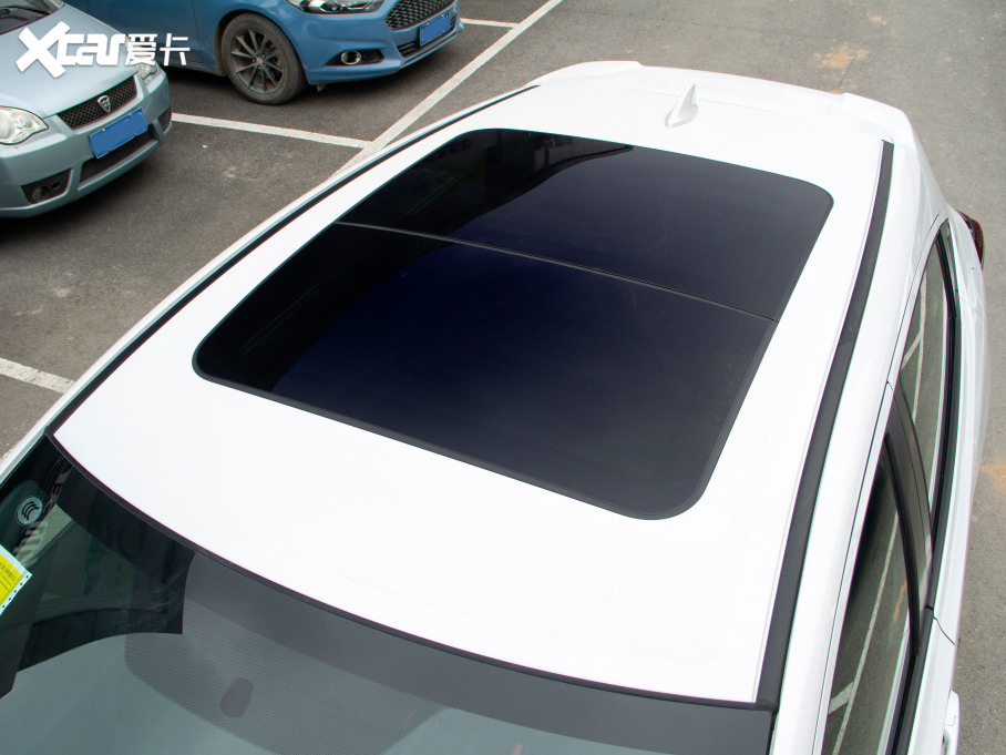 2021XR-V 220TURBO CVTm