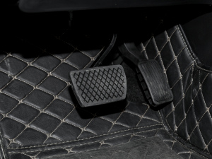 2022240TURBO CVTńӰ п؅^