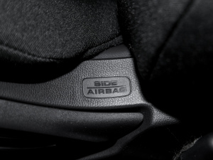 2022240TURBO CVTńӰ п؅^