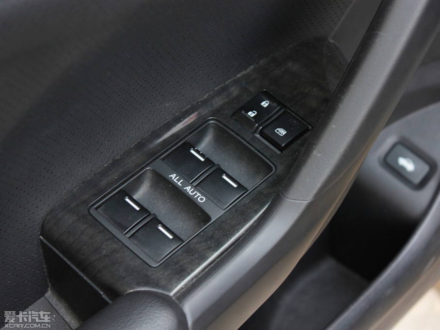 2009˼K 2.4L TYPE-S NAVI