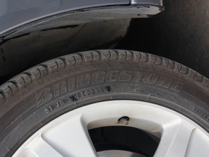 2009款2.4L TYPE-S NAVI 轮胎品牌