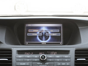 2009款2.4L TYPE-S 中控台显示屏