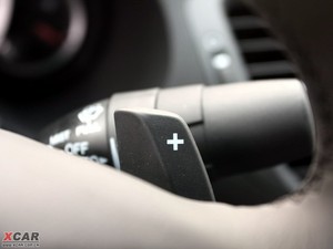 2009款2.4L 豪华版 中控区