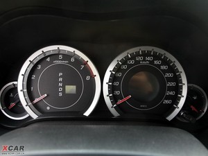 2009款2.4L 豪华版 中控区