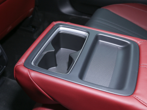 2022款260TURBO 精耀版 后排中央扶手功能