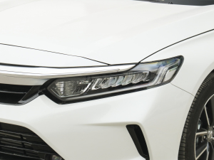 2022款260TURBO 典雅版 大灯