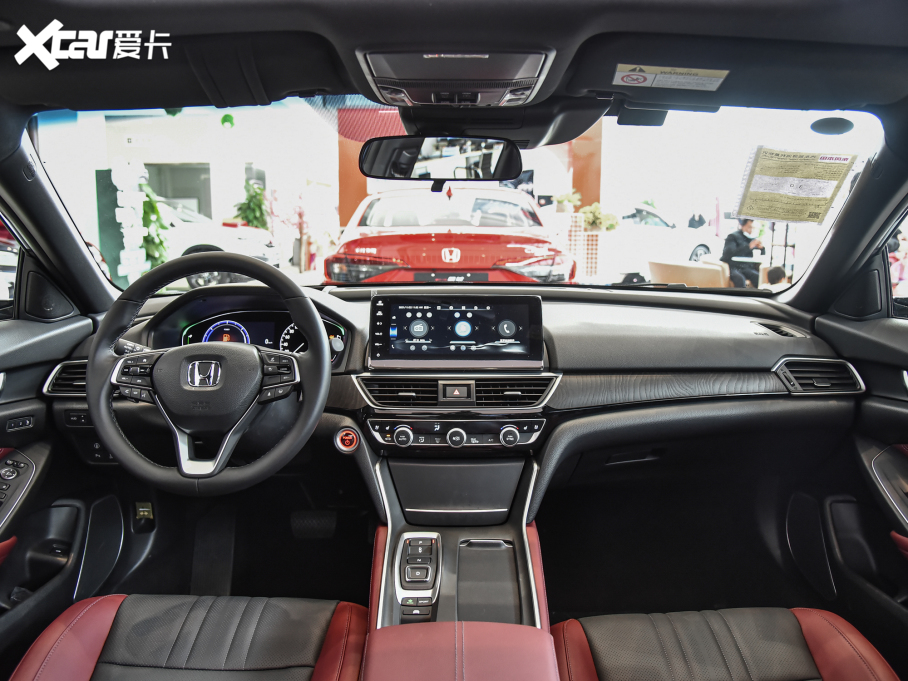 2022��Ӣ�����J����� �J����� 2.0L ���а�