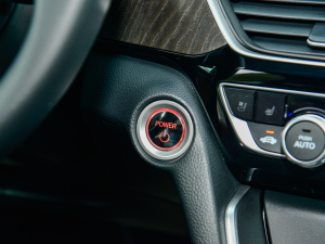 2022J(dng) 2.0L Խ g