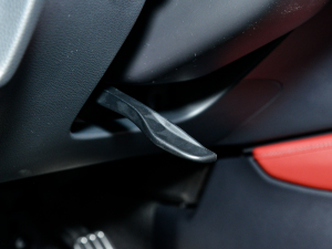 2022J(dng) 2.0L Խ g