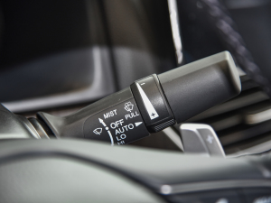 2022J 2.0L а п؅^(q)