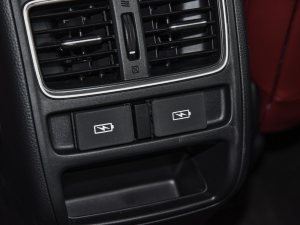 2022J 2.0L а п؅^(q)