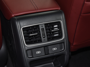 2022J 2.0L а п؅^(q)