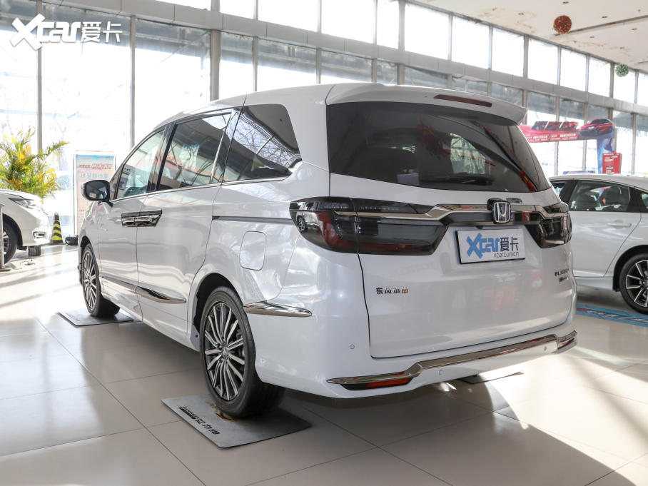 2022 2.0L e:HEV A