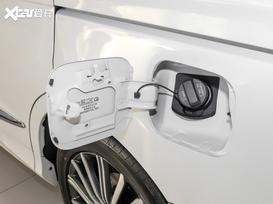 2022 2.0L e:HEV A