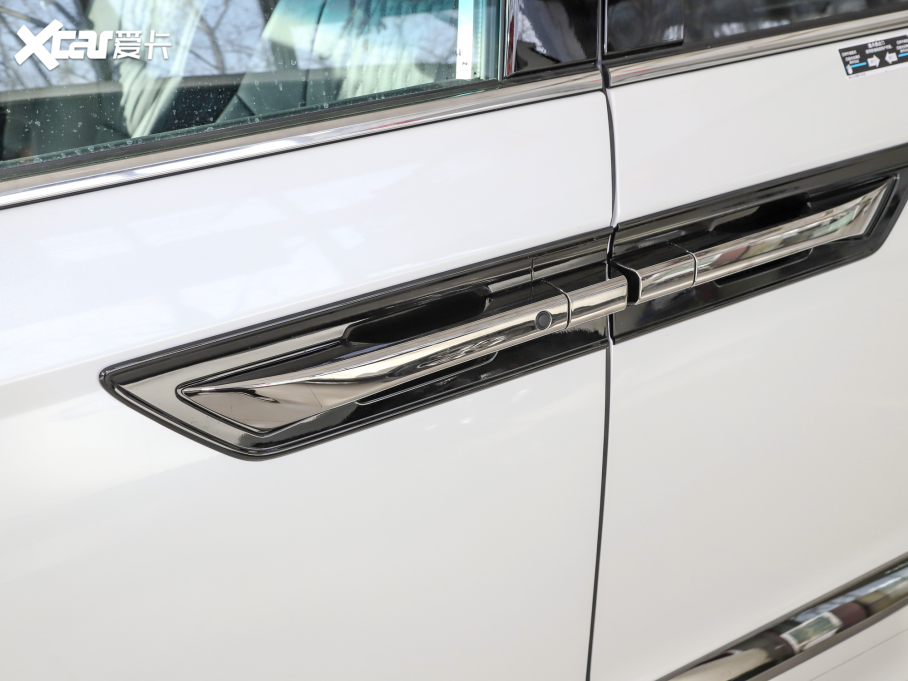 2022 2.0L e:HEV A