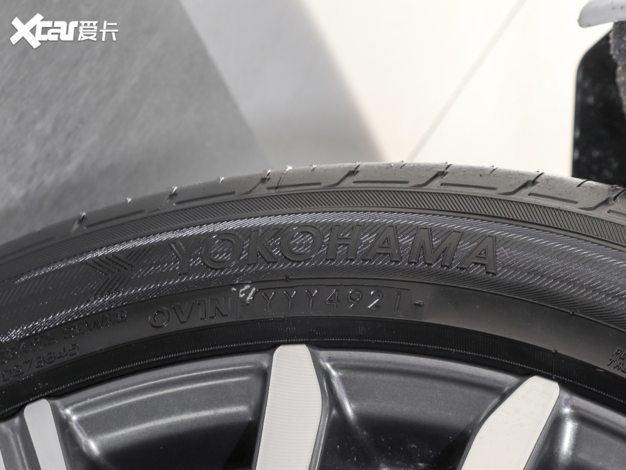 2022 2.0L e:HEV A