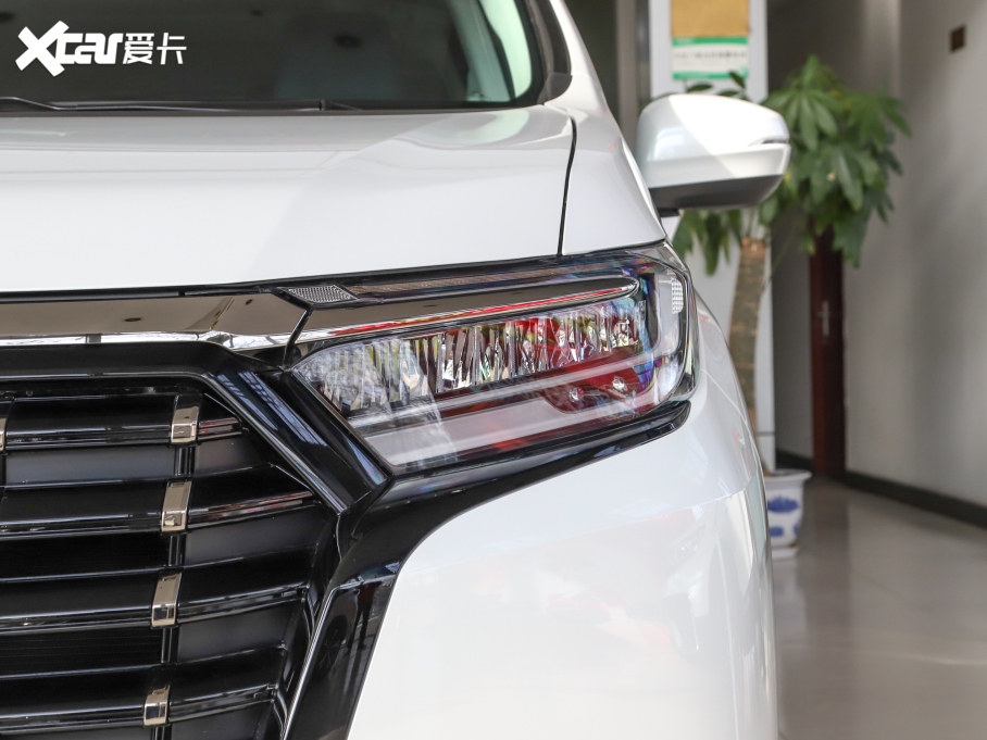 2022����� 2.0L e:HEV ���A��