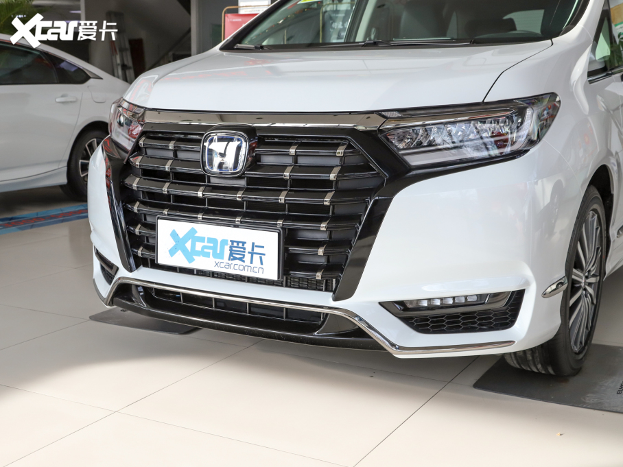 2022 2.0L e:HEV A