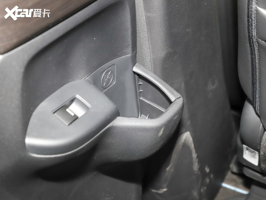 2022 2.0L e:HEV A