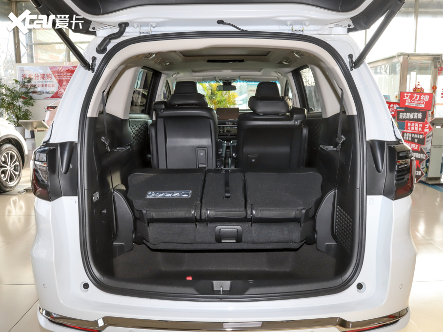 2022 2.0L e:HEV A