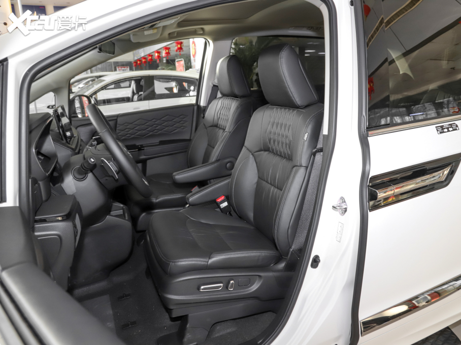 2022 2.0L e:HEV A