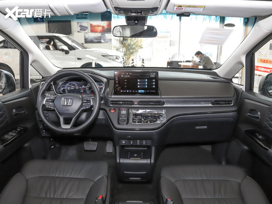 2022 2.0L e:HEV A