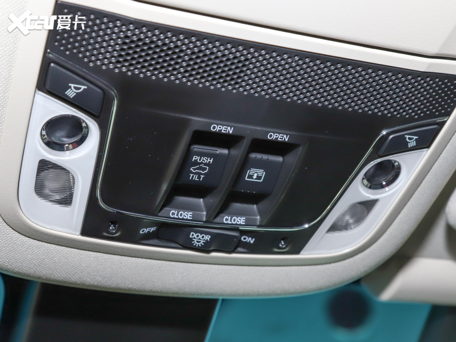 2022 2.0L e:HEV A