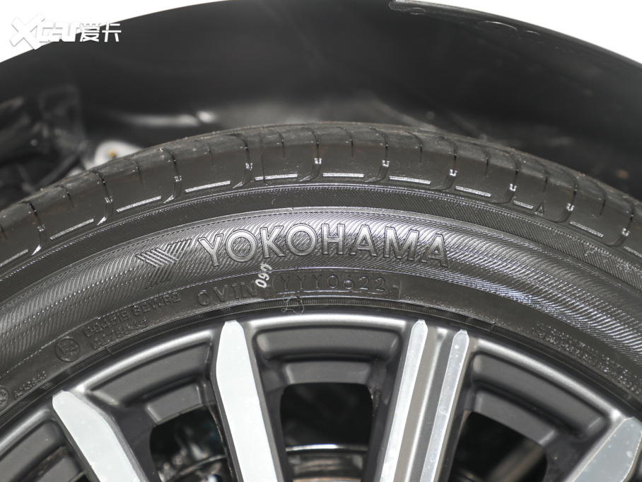 2022 2.0L e:HEV m