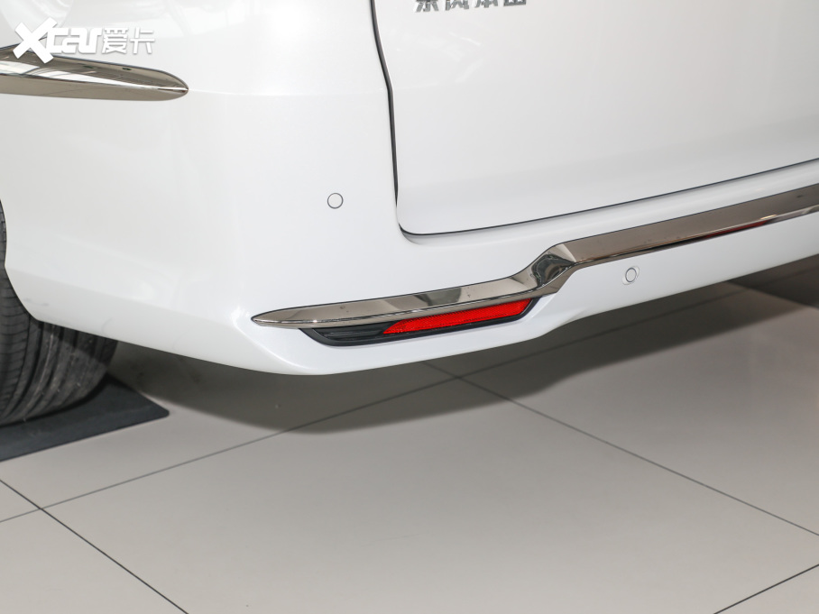 2022 2.0L e:HEV m