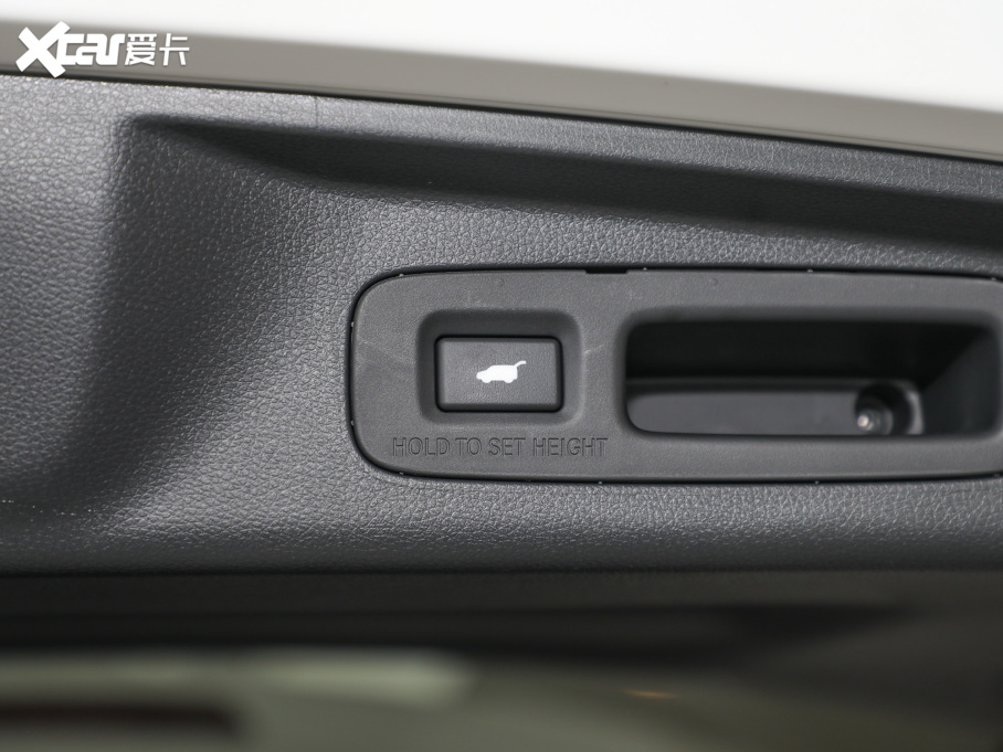 2022 2.0L e:HEV m