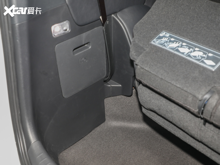 2022 2.0L e:HEV m