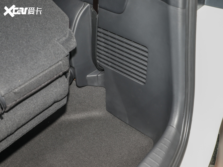 2022 2.0L e:HEV m