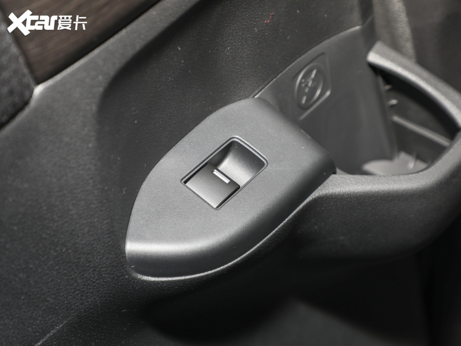 2022 2.0L e:HEV m