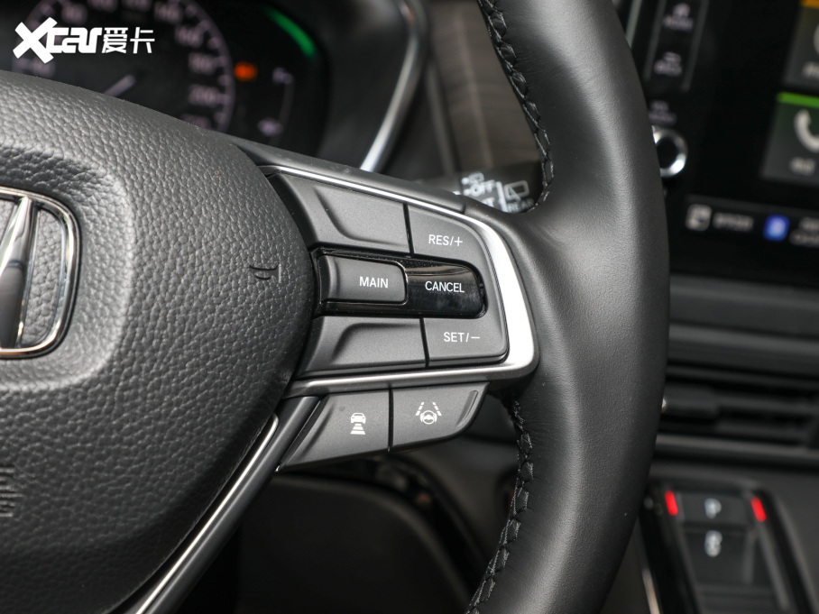 2022 2.0L e:HEV m