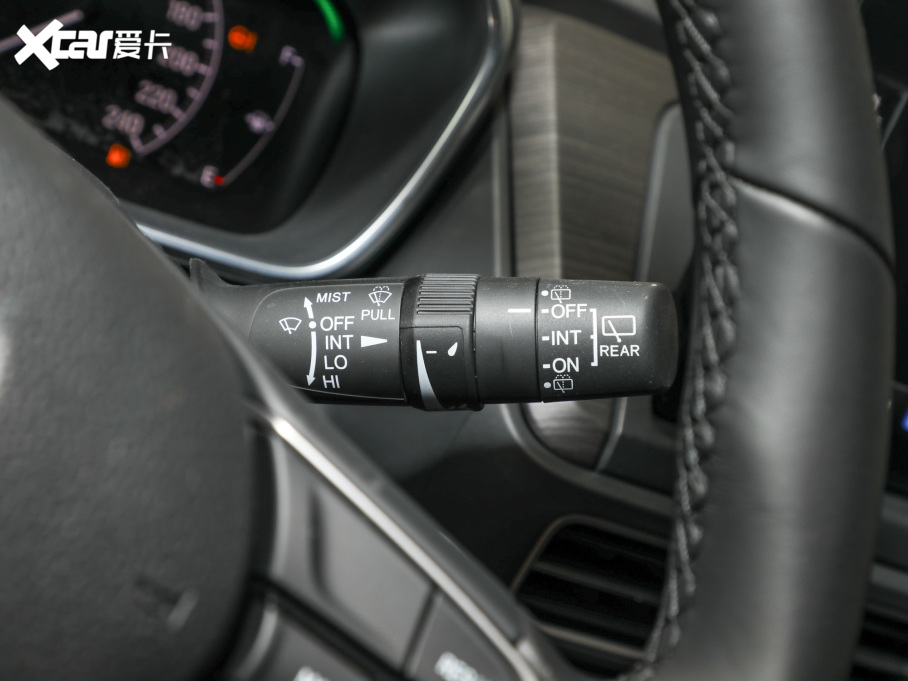 2022 2.0L e:HEV m